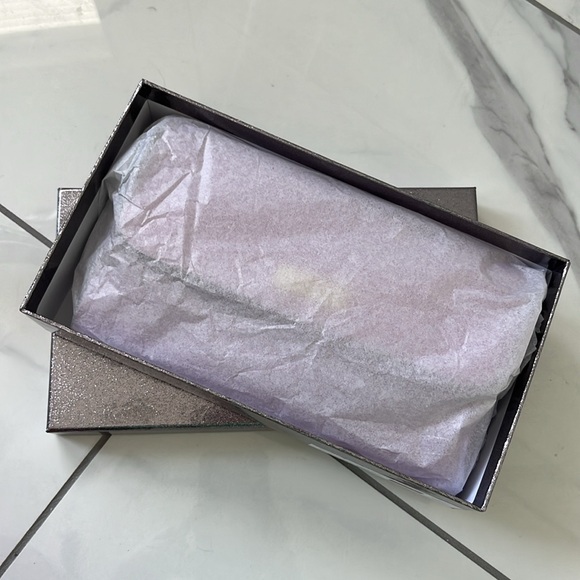 NEW and Giftable Kate Spade Pink Wristlet/Clutch - Picture 13 of 14